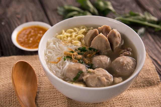 Beef Balls Noodle Soup (Bakso)